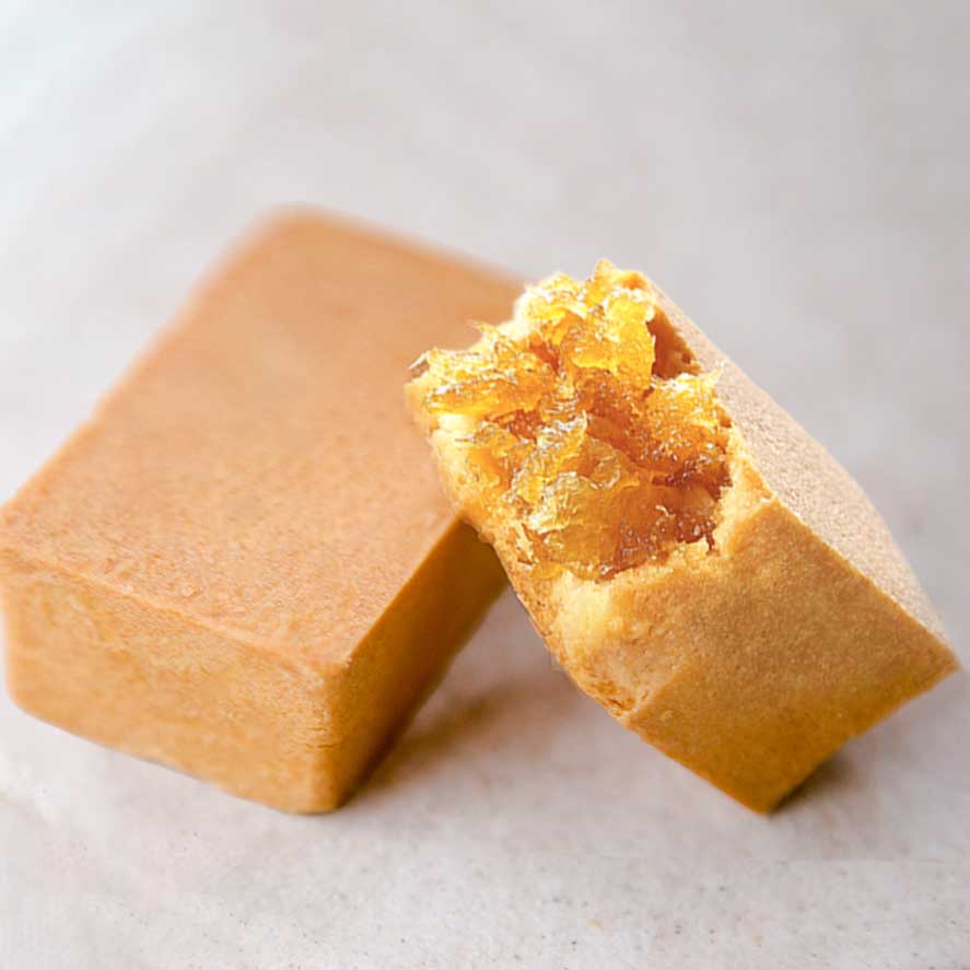 阿茂鳳梨酥盒裝(8件) - Pineapple Cake (8 Pieces Hardback)