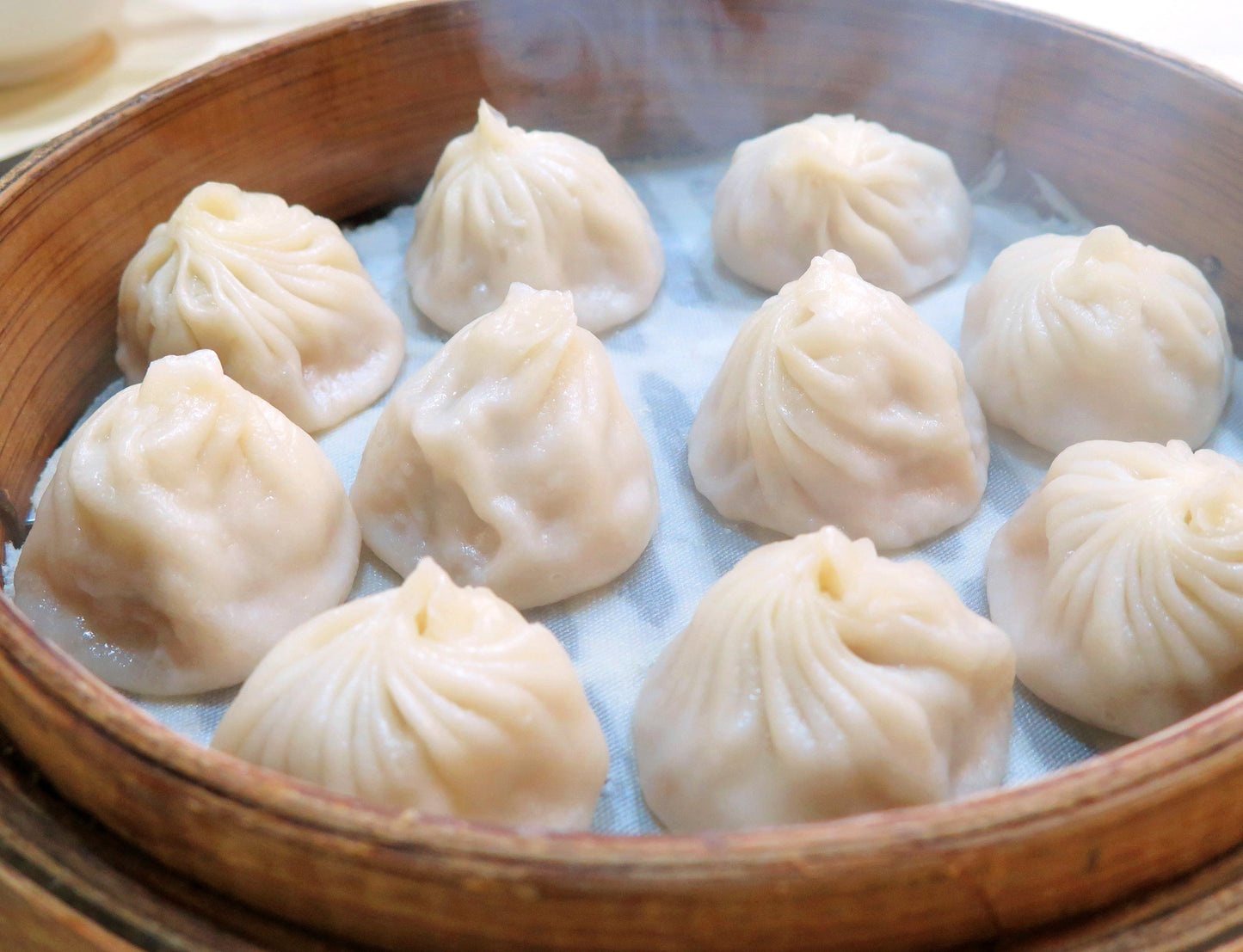 小籠包 (12個)- Siu Loong Bao (12 pieces)